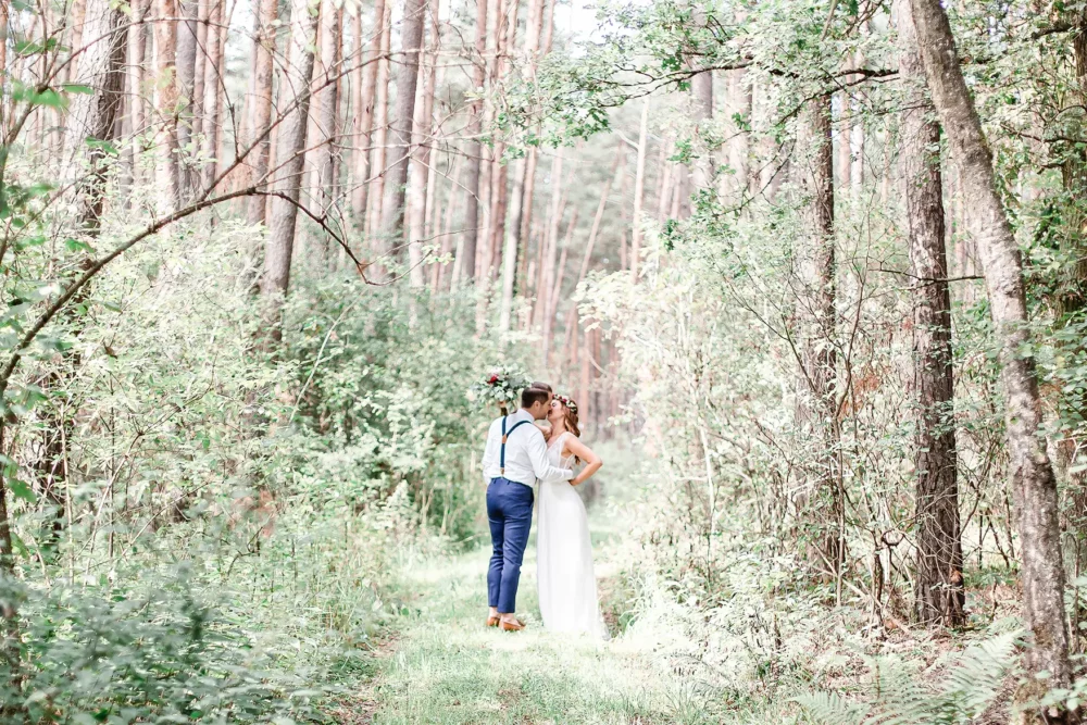 fotograf-hochzeit-nuernberg-haemmerla-45 Shooting im Wald mit Hochzeitsfotograf bei Nürnberg in Hochzeitslocation Hämmerla Georgensgmünd