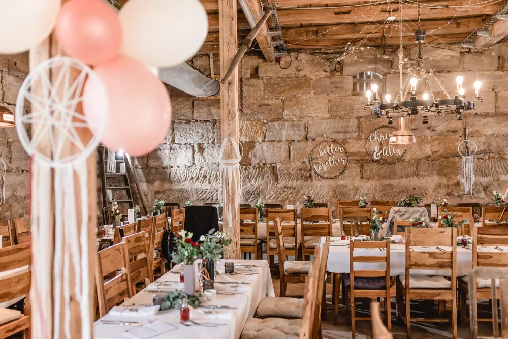 fotograf-hochzeit-nuernberg-haemmerla-60 DIY Hochzeitsdeko zur Scheunenhochzeit im Hämmerla Georgensgmünd, Hochzeitslocation bei Nürnberg