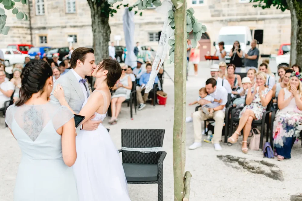 Fotografin für freie Trauung zur Hochzeit in Bamberg in Hochzeitslocation da Francesco