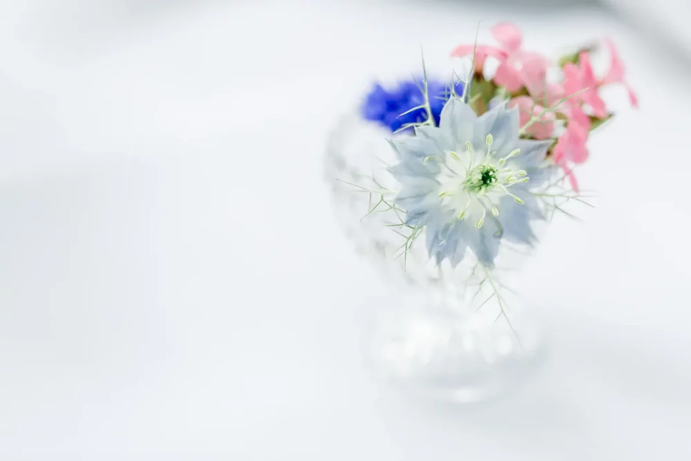 Blumendeko mit Wildblumen zur Hochzeit in Bamberg