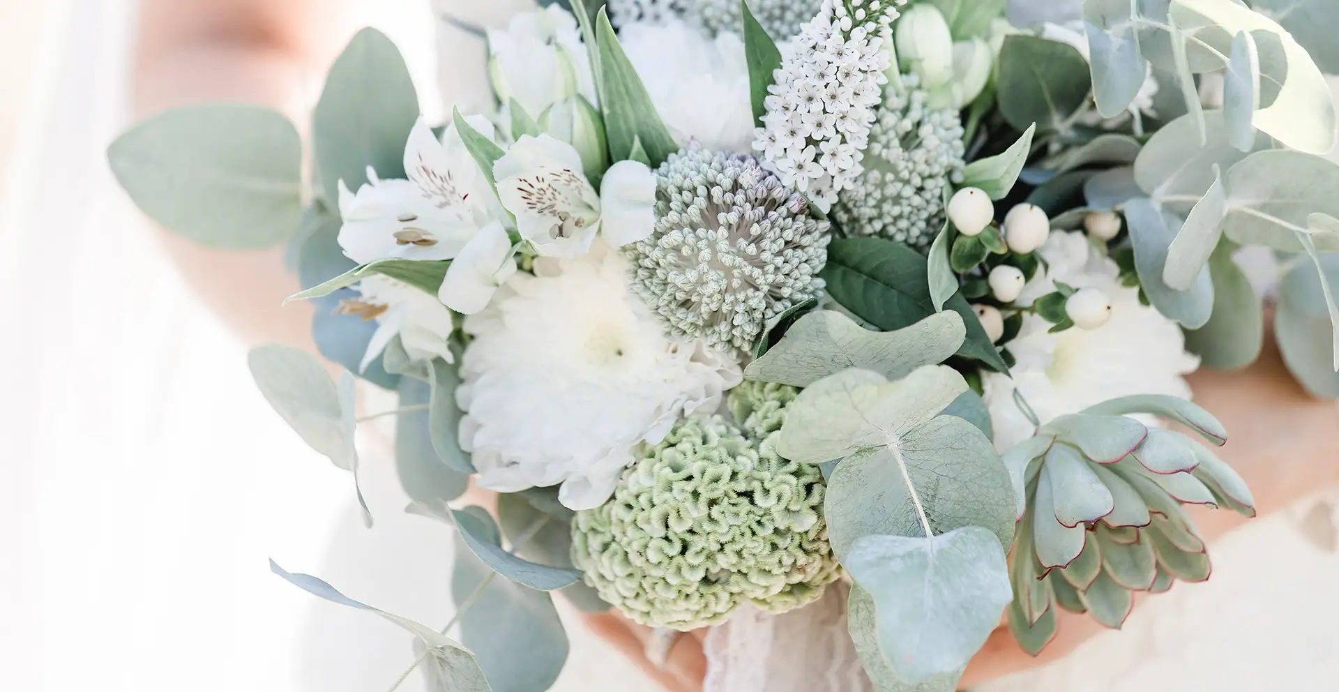 hochzeitsfotograf-freihof-prichsenstadt-1920 Brautstrauß im Freihof in Prichsenstadt