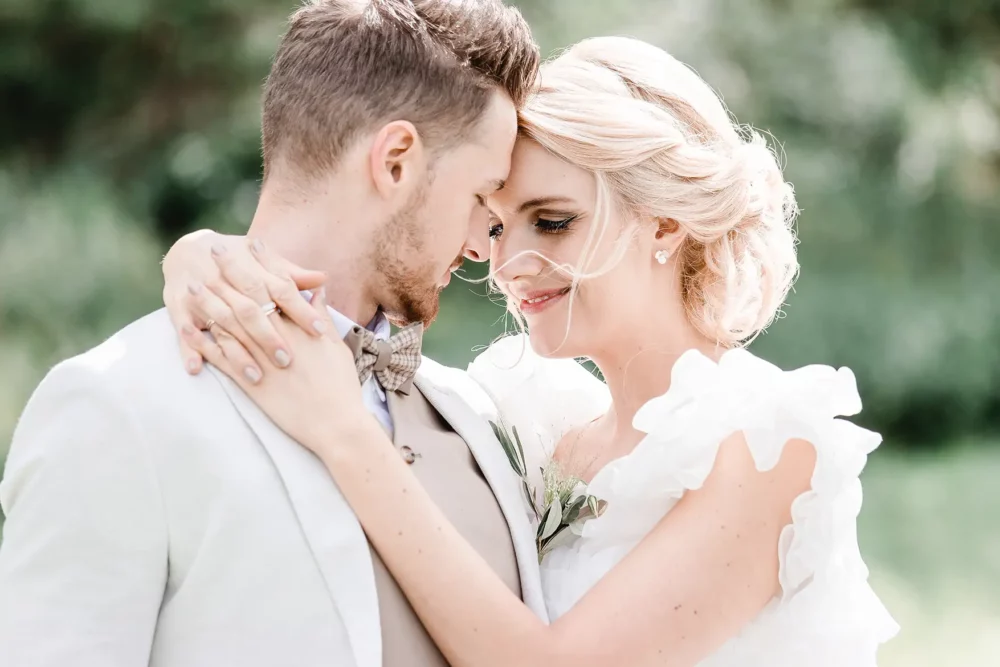 Hochzeitsfotograf bei Nürnberg zur Hochzeit in Hochzeitslocation Nemsdorfer Hofgarten