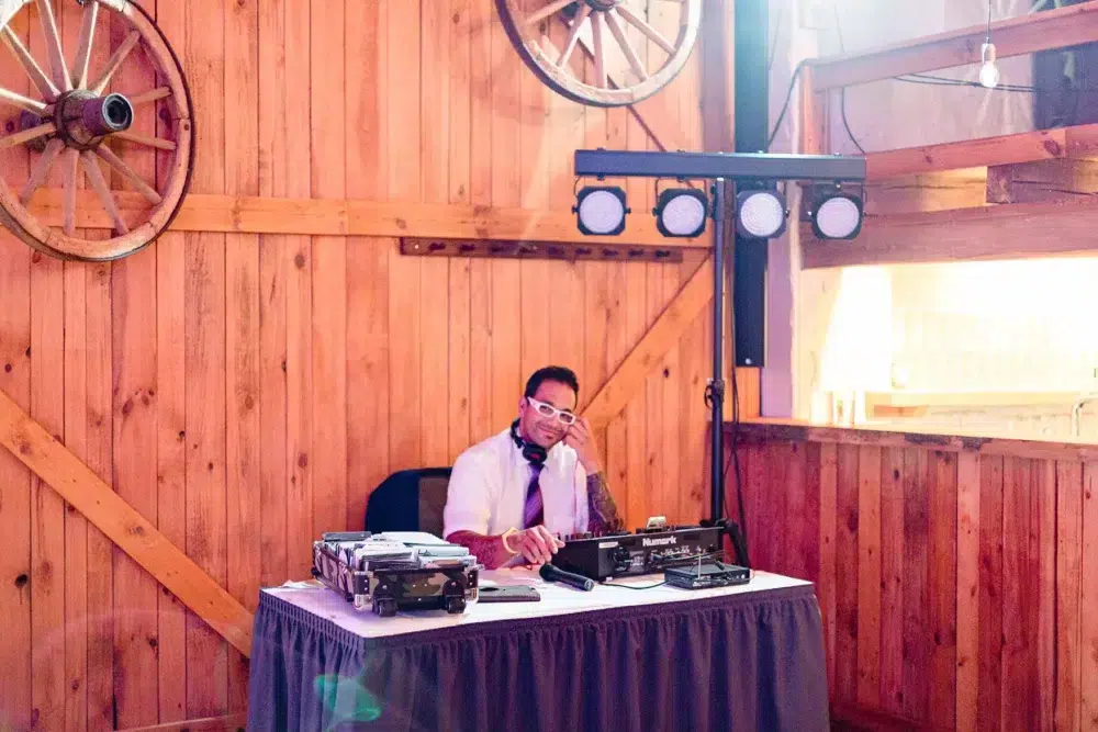 DJ Travis zur Hochzeit bei Nürnberg im ACANTUS Hotel